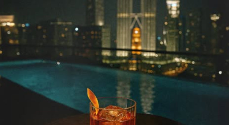 Skybar e bar di lusso di Kuala Lumpur: tour dei cocktail