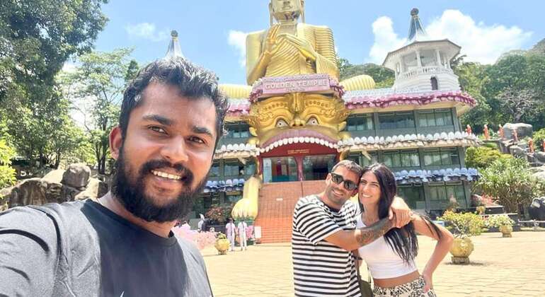 Private Kandy to Sigiriya and Minneriya Safari Day Tour