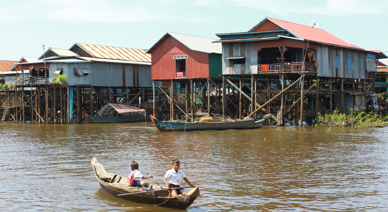 Circuit du village flottant de Kampong Pluk et du coucher de soleil sur le Tonlé Sap depuis Siem Reap
