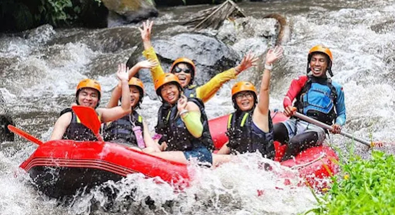 Ubud Combo Avventura emozionante: Giro in ATV e Rafting con trasporto