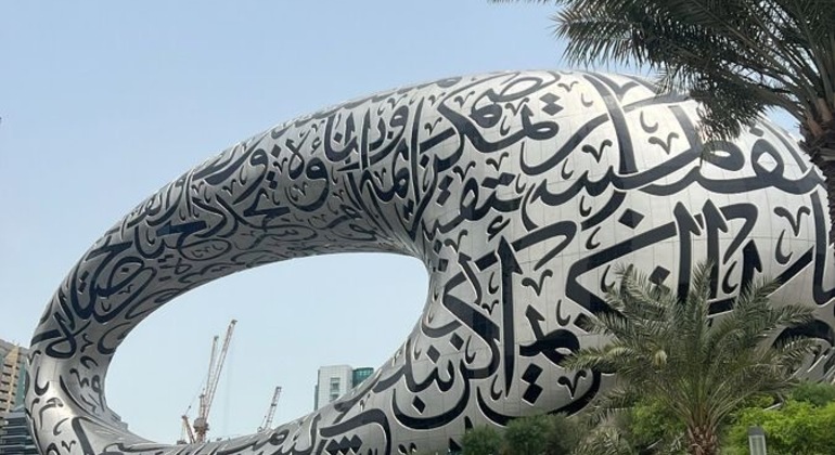 Tour di mezza giornata a Dubai: tour della città vecchia e nuova
