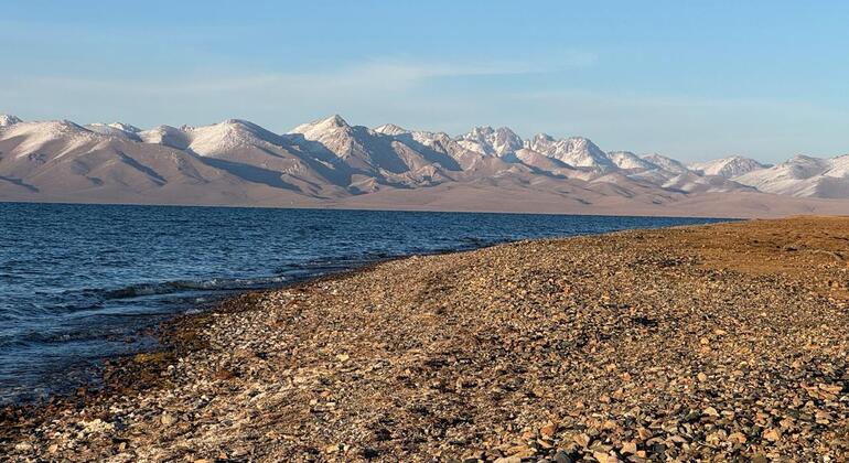 Excursión de Bishkek al lago Song Kul y visita a la antigua torre Burana