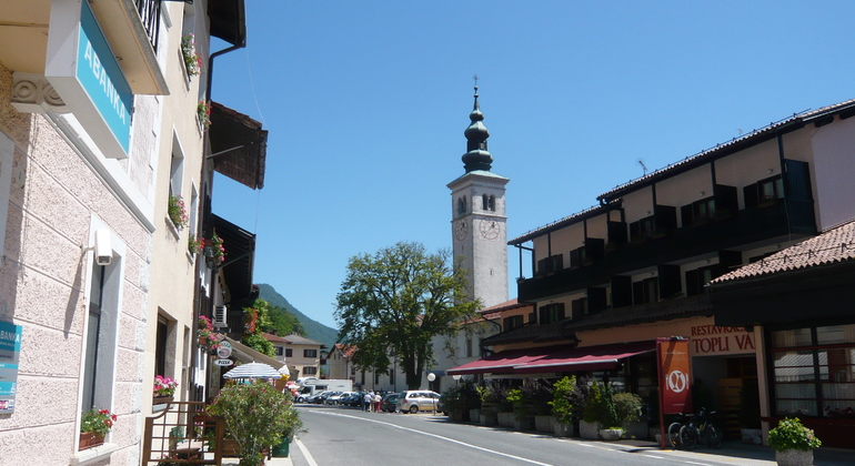 Soca-Tal-Tour von Ljubljana aus: Kobarid, Bovec, Wasserfälle, Fluss