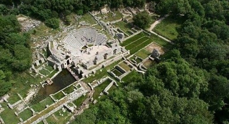 Excursión por el sur de Albania: Butrint, el Ojo Azul y el castillo de Lekursi