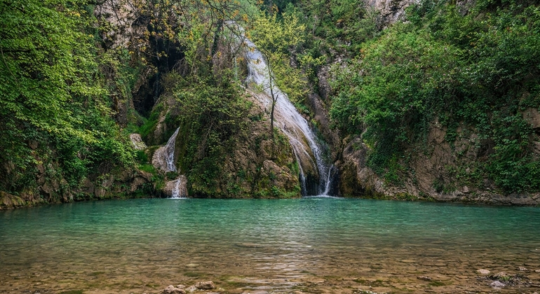 Desde Veliko Tarnovo: Excursión espiritual y natural