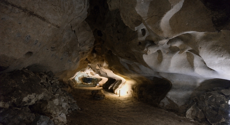 Desde Veliko Tarnovo: Excursión espiritual y natural