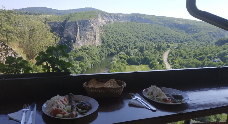 Desde Veliko Tarnovo: Ojos de Dios y Cuevas de Saeva, Panega Eco Trail