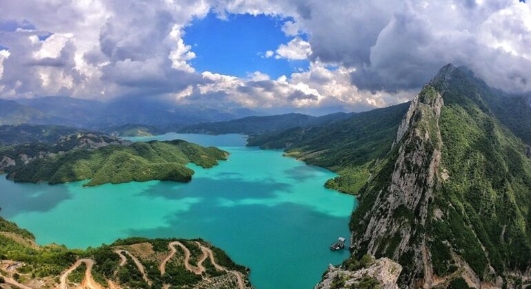 Excursão de um dia ao lago Bovilla e ao miradouro da montanha a partir de Tirana