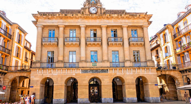 Self-Guide Audio App: San Sebastián City Tour