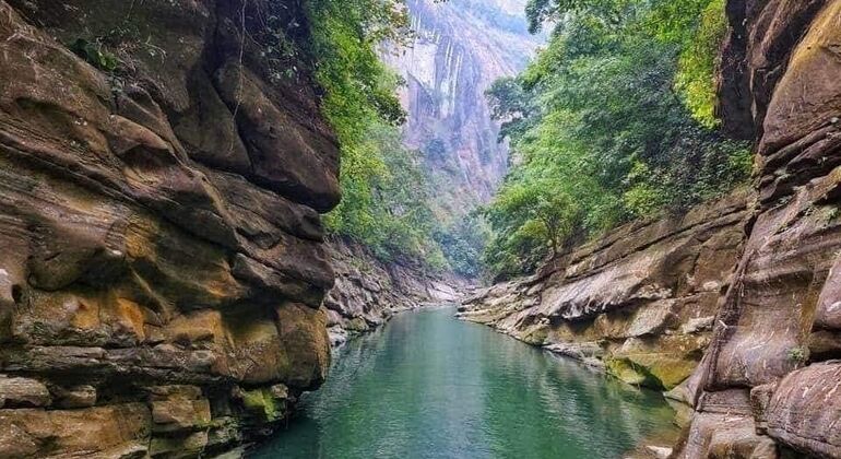 Colinas de Bandarban, Cascadas y Vida Tribal