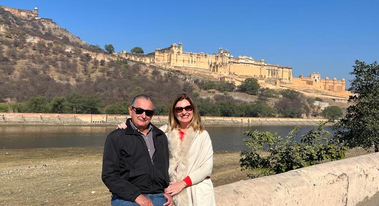 Tour della città di Jaipur di un'intera giornata con auto privata e guida locale autorizzata