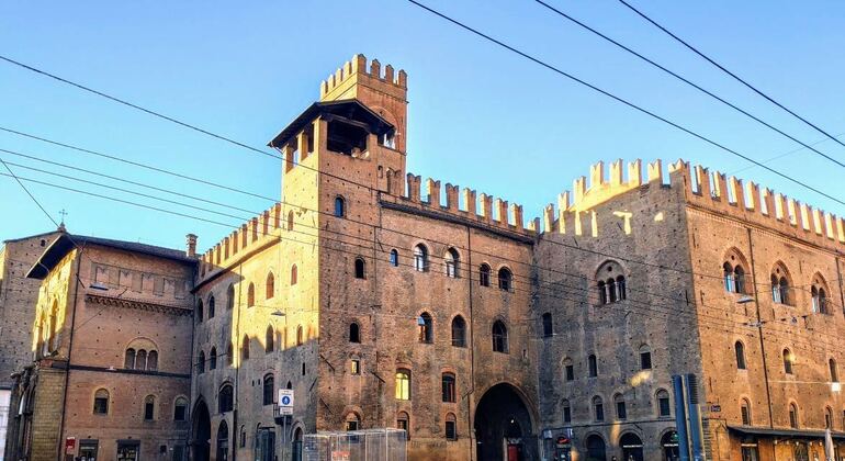 Old Town Bologna: Self-Guided Exploration Game