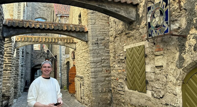 Mysteries of Medieval Tallinn: Self-Guided Exploration Game