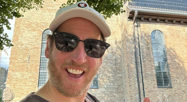 Oslo Old Town: Self-Guided Exploration Game