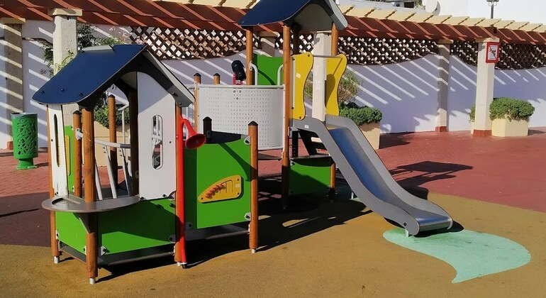 Calles de Benalmádena: Juego de exploración autoguiada
