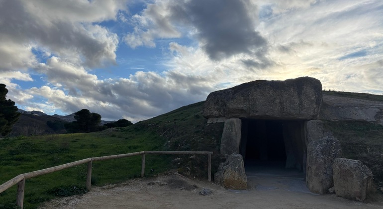 Antequera Milenaria: Dólmenes y Ciudad de Antequera Tour