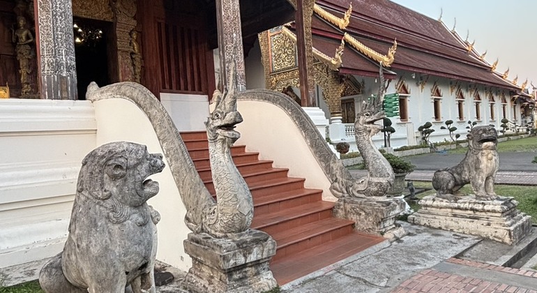 Tour zu versteckten Tempeln und dem Alltag in Chiang Mai