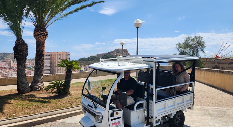 Excursiones privadas en tuk-tuk por Alicante: personaliza tu aventura