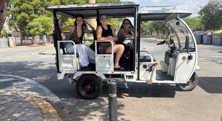 Excursiones privadas en tuk-tuk por Alicante: personaliza tu aventura