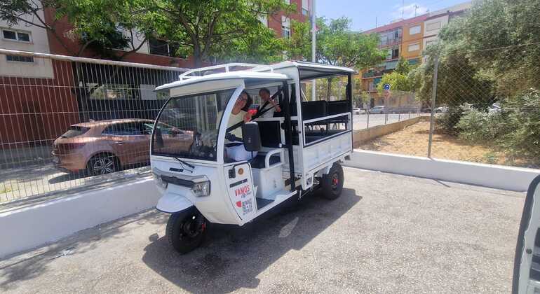 Excursiones privadas en tuk-tuk por Alicante: personaliza tu aventura