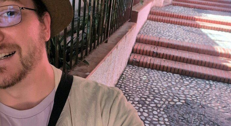 Der verlorene Pirat von Benidorm: Selbstgeführtes Entdeckungsspiel & Stadtrundgang