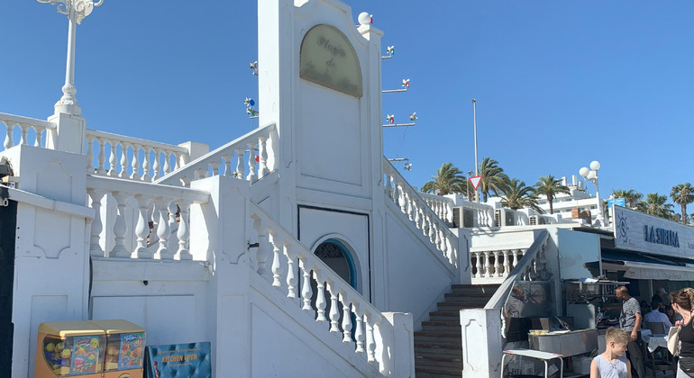 Don Quijote en Benalmádena: juego de exploración autoguiado