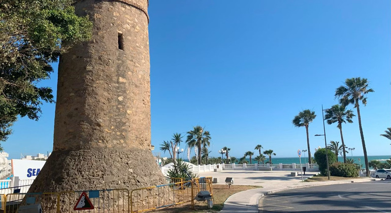 Don Quijote en Benalmádena: juego de exploración autoguiado