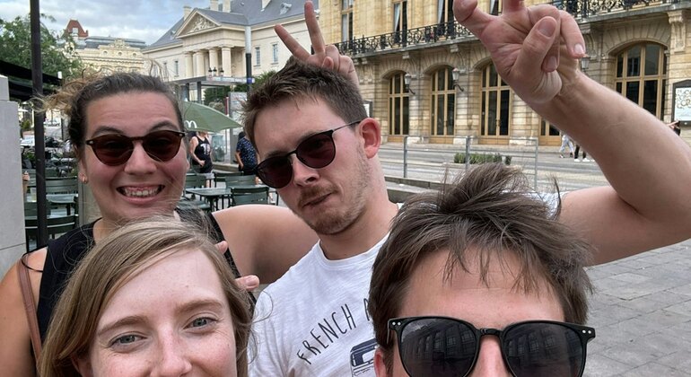 The King of Reims: Self-Guided Exploration Game & Walking Tour