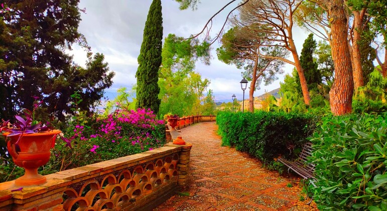 Das bezaubernde Taormina: Entdeckungsspiel zum Selbermachen & Stadtrundgang