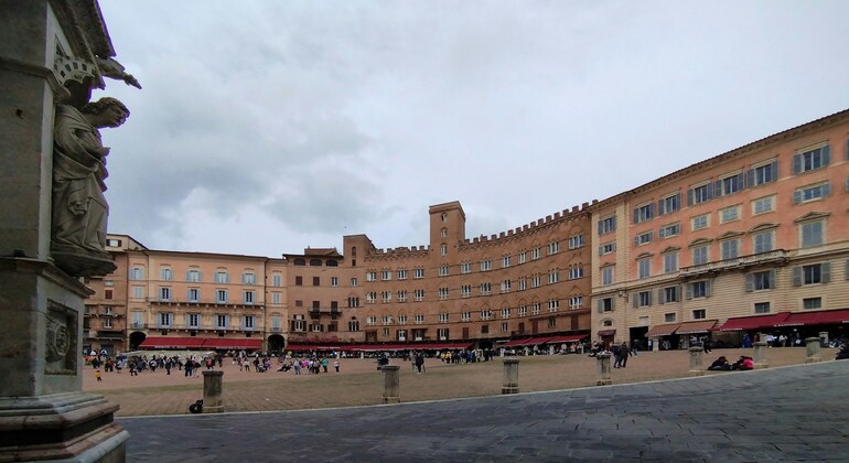 Las Contrade de Siena: juego de exploración autoguiado y recorrido a pie