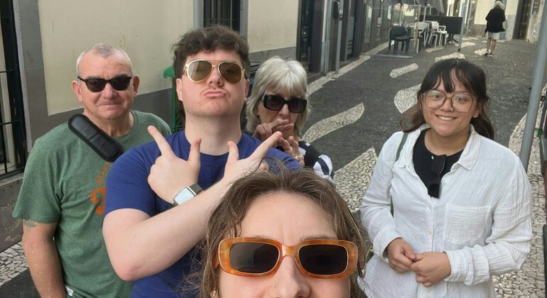 Krimi in Funchal: Spiel zur eigenständigen Erkundung & Stadtrundgang
