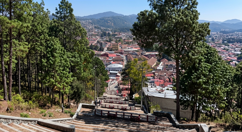 Visite guidée à pied à San Cristóbal : une immersion dans ses traditions