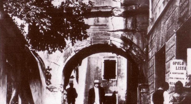 Paseo por Trieste con María Teresa: recorrido narrativo y fotográfico