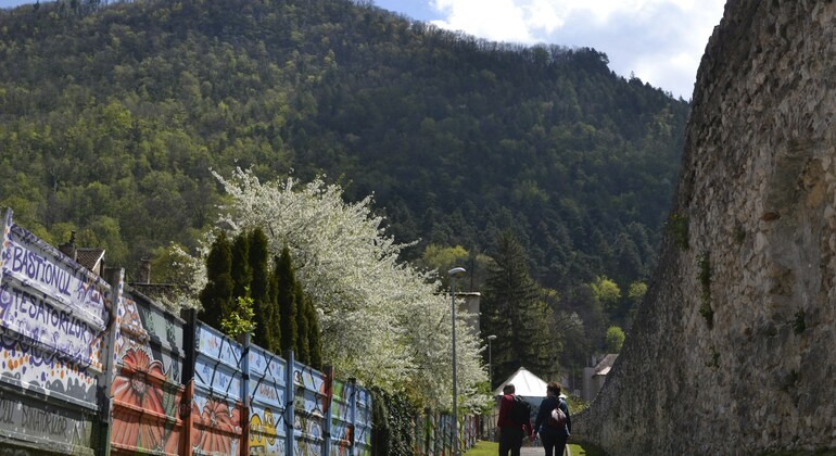 Brasov romantique : jeu d'exploration en autonomie et visite guidée à pied