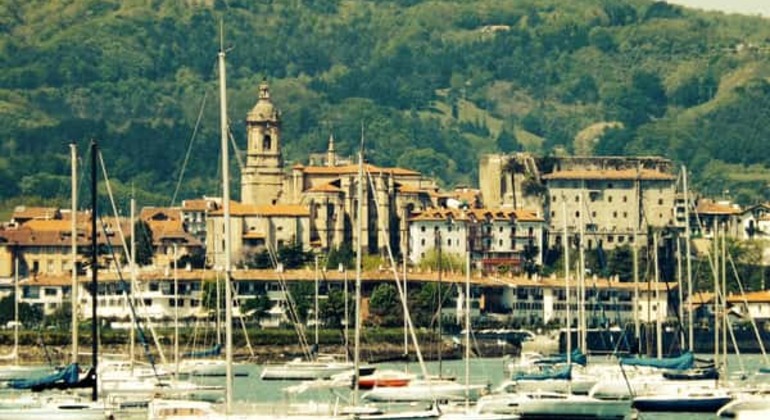 Hondarribia Fontarrabie: visita guidata con un vero basco (euskaldun)