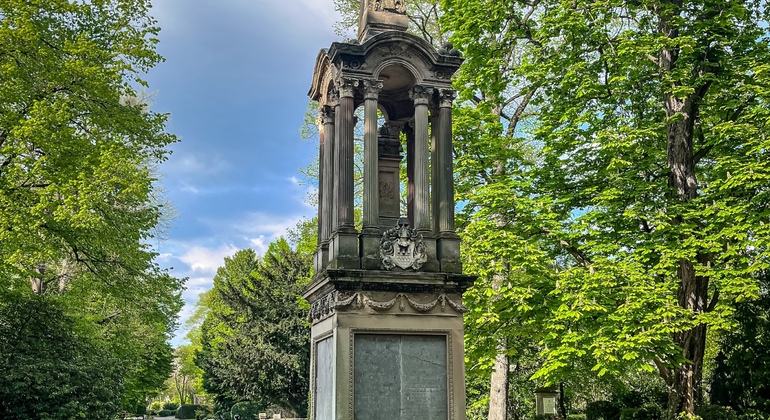 Cologne's City of the Dead Melaten Cemetery Tour