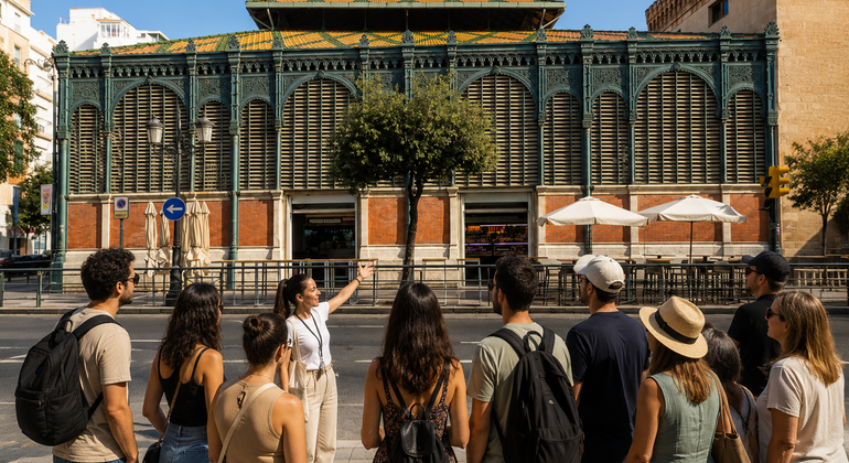 Visita guiada privada e exclusiva a Málaga com um arquiteto