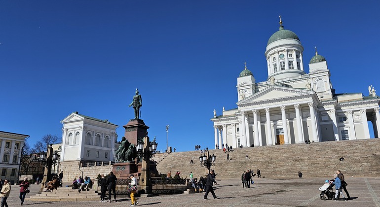 Helsinki Stopover Tour: Airport Transfer & Food Tasting Included