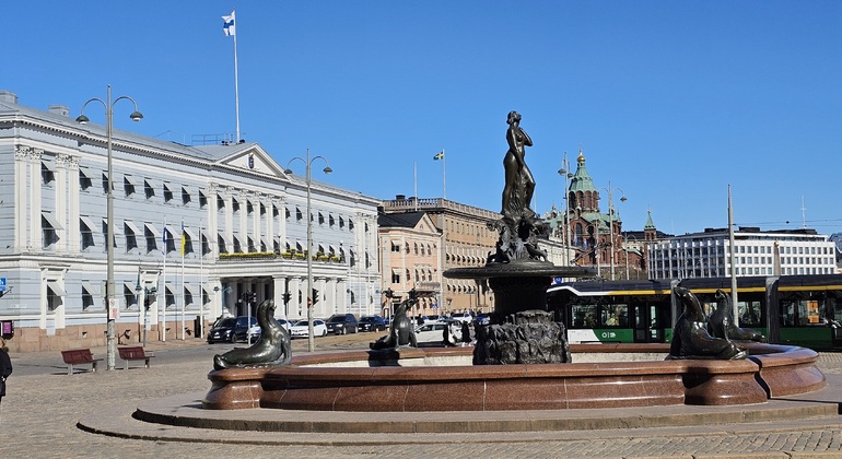 Helsinki Stopover Tour: Airport Transfer & Food Tasting Included