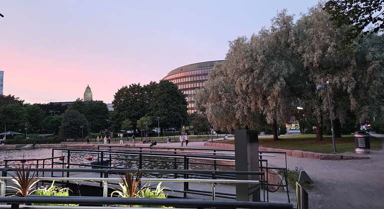Helsinki Stopover Tour: Airport Transfer & Food Tasting Included