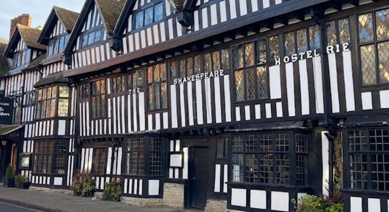Shakespeare's Stratford-upon-Avon: Self Guided Exploration Game
