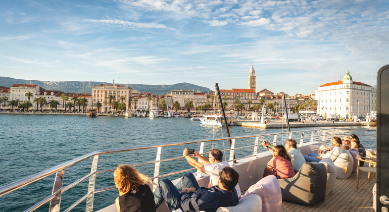 Circuit en catamaran de luxe : Solta, Hvar et les îles Pakleni
