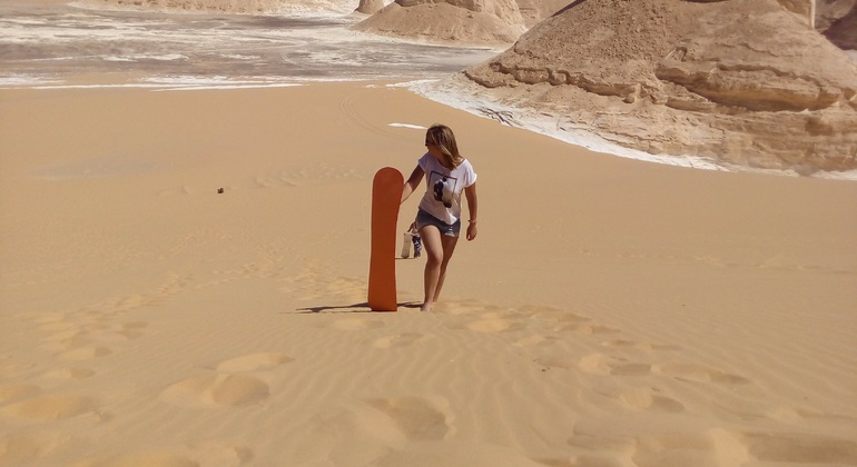 Deserto Bianco: una notte e due giorni in campeggio 