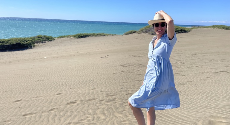 Tour a Baní: Dunas, Salinas y Playa