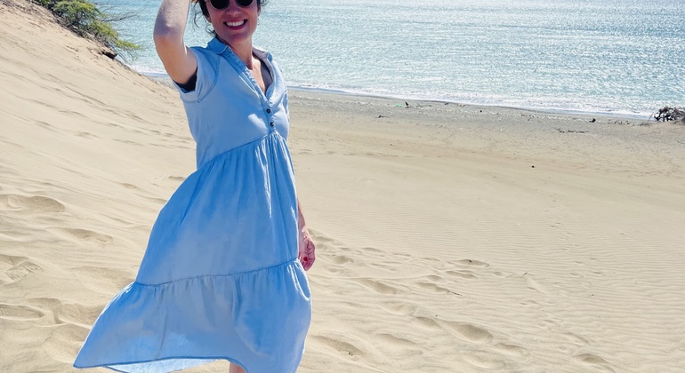 Tour a Baní: Dunas, Salinas y Playa
