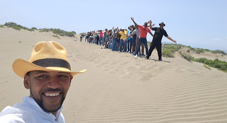 Tour a Baní: Dunas, Salinas y Playa