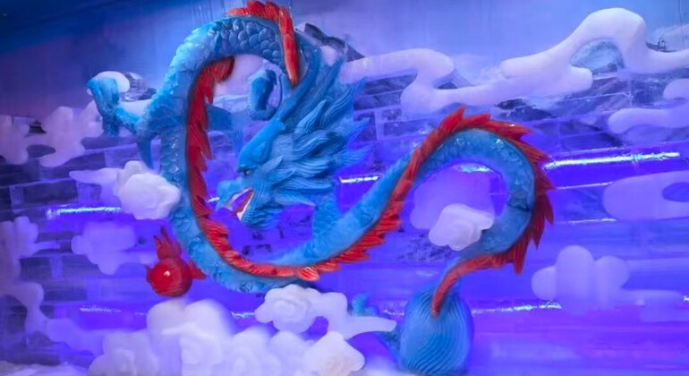 Shenzhen: Mowan Ice Sculpture Park Entry Ticket