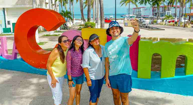 Passeggiata nel centro di Cozumel: esperienza alla distilleria di rum e gin