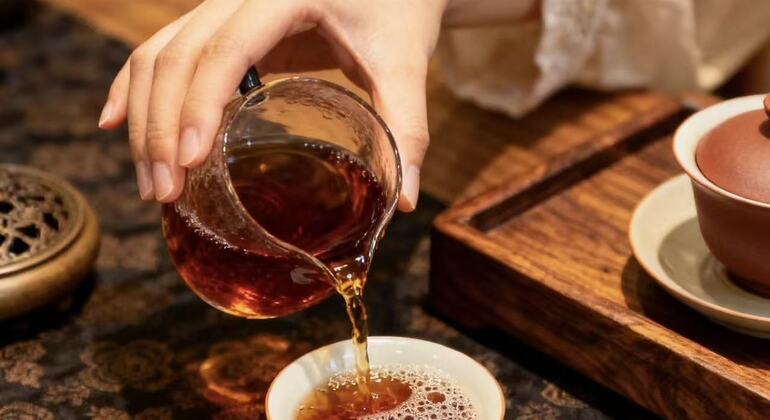 Esperienza sulla cultura del tè cinese: degustazione e apprezzamento del tè