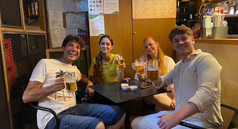 Tour dei pub di Funchal: autentici bar locali e serata in compagnia